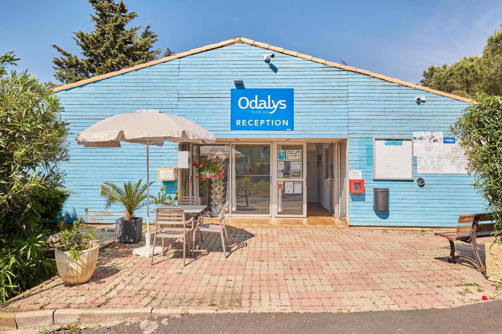 Domaine Residentiel De Plein Air Odalys La Pinede 아그 외부 사진